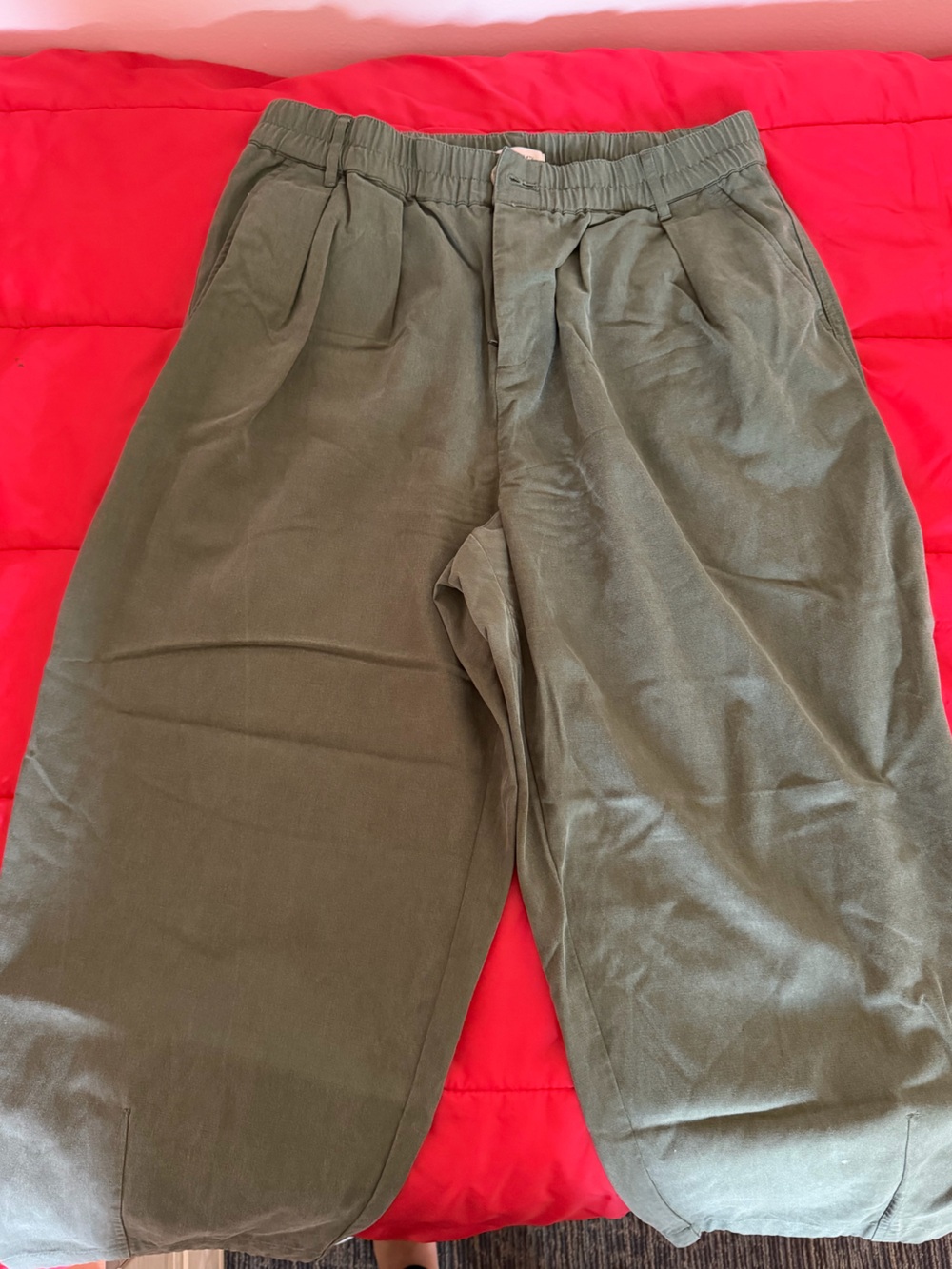 Olive Green Cropped Women's Pants